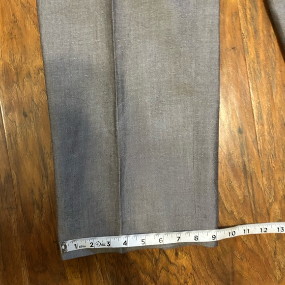 Kasper gray suit with a short-sleeved jacket and pants 14P - Picture 7 of 16